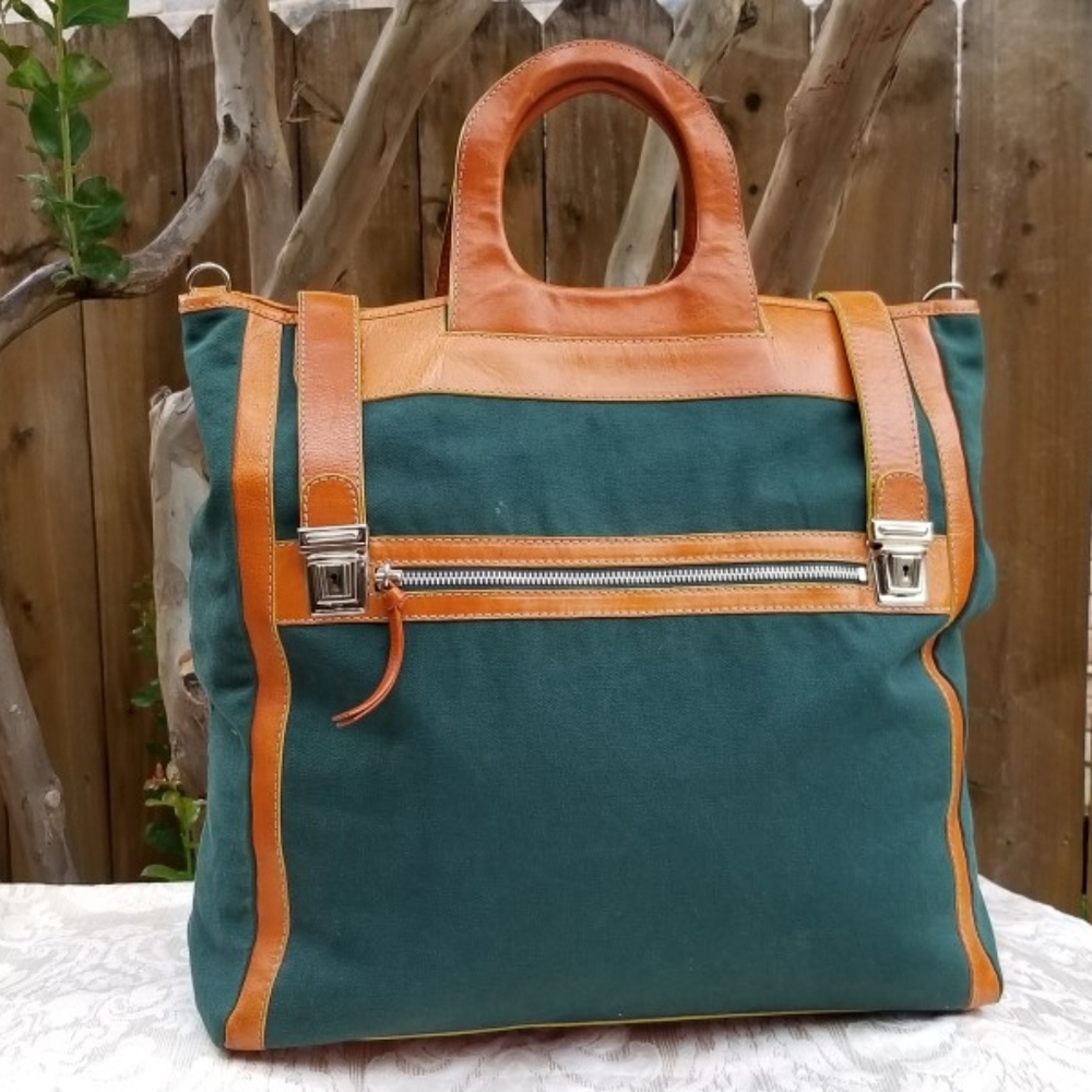 Barneys New York Green and Tan Travel Bag - Picture 7 of 16
